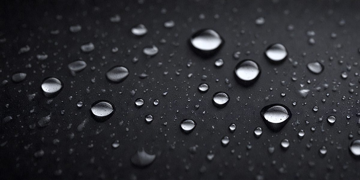 0286b686-a885-4541-9ad6-2590ac2d270a-freepik__water-droplets-on-black-background__88346_250526014741_00001.png