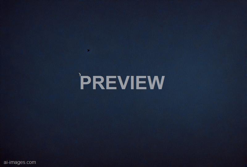 freepik__minimal-dark-blue-gradient-with-soft-glow__21612_251001112219_00001