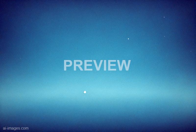 freepik__blue-gradient-background__90108_250524152253_00001