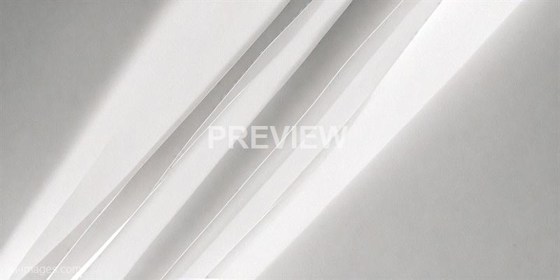 freepik__minimal-soft-studio-light-photography-blinds-shade__33702_250519174405_white_00001